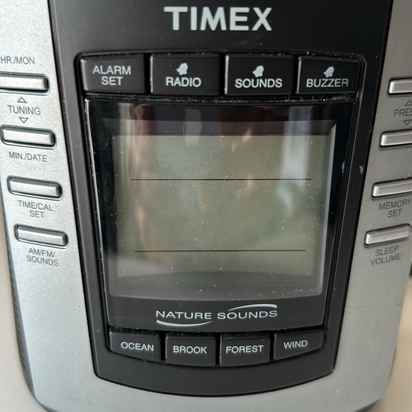 Timex Nature sounds clock radio - Picture 2 of 3